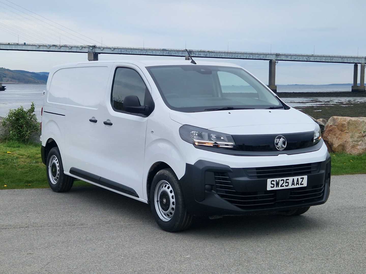 2025 Vauxhall Vivaro