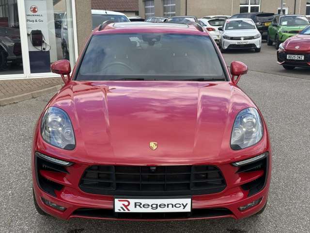 2016 Porsche Macan 3.0 Gts S-A