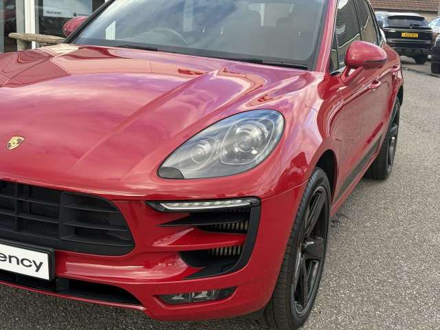 2016 Porsche Macan 3.0 Gts S-A