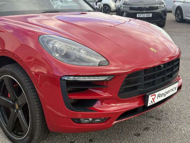 2016 Porsche Macan 3.0 Gts S-A