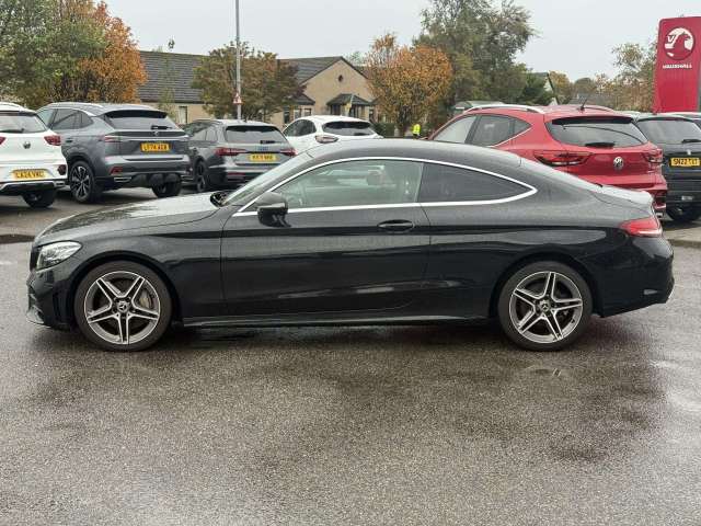 2018 Mercedes-Benz C Class 2.0 300 Amg Line Auto
