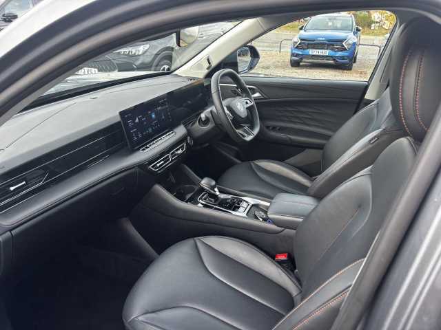 2025 MG Motor UK HS 1.5 Trophy Auto