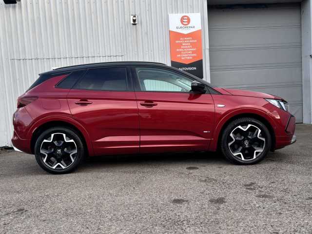 2024 Vauxhall Grandland 1.6 Ultimate Phev Auto