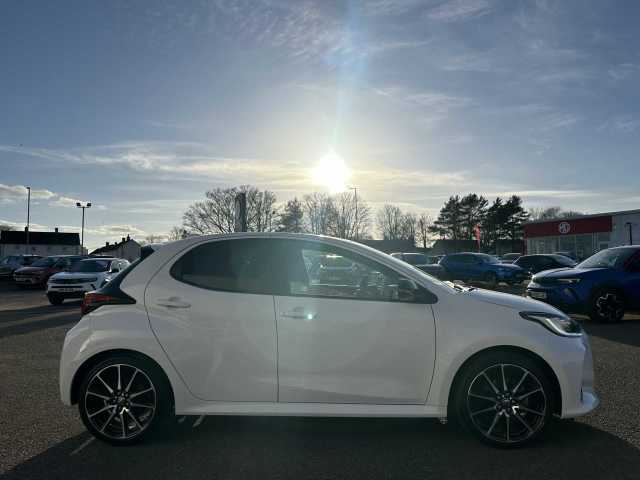 2023 Toyota Yaris 1.5 Gr Sport Hev Cvt