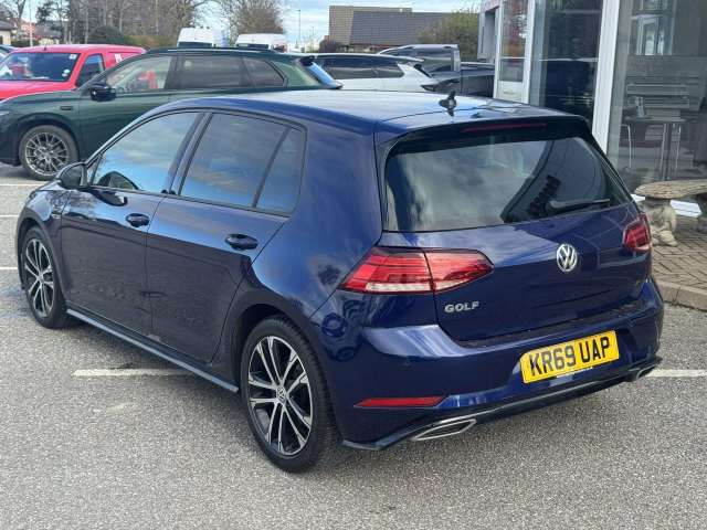 Volkswagen Golf 2.0 R-Line Tdi S-A