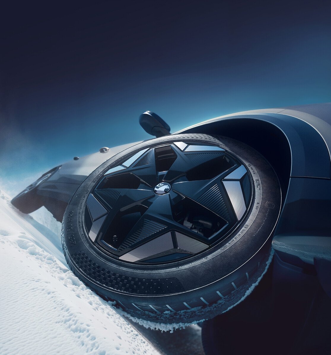 PRICING AND SPECIFICATION ANNOUNCED FOR POWERFUL VAUXHALL GRANDLAND ELECTRIC AWD